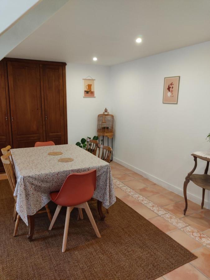 Maison, Calme Avec Cheminee. Botmeur Esterno foto